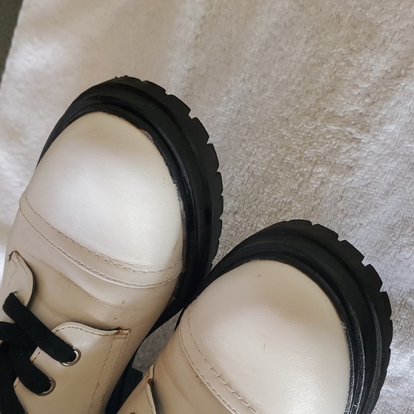 Circus by Sam Edelman Womens Giovanny White Ankle Sz. 8.5 Boots - Picture 4 of 11